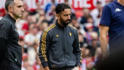 Riuhnya Tuntutan Pecat Amorim Usai MU Dipermalukan Klub Kasta Empat
