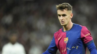 Menimbang Keputusan Barcelona: Jual atau Pertahankan Casado?