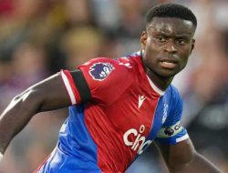 Marc Guehi Pilih Liverpool? Persaingan dengan Man City Memanas