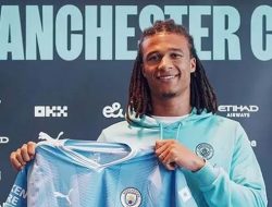 Nathan Aké di Ambang Exit dari Man City? Tiga Rival Liga Inggris Mengintai