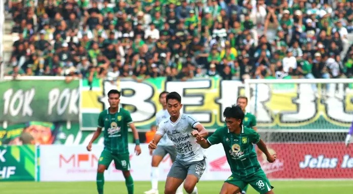 Persebaya vs Bali United