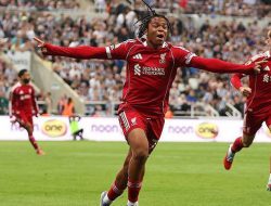 Rio Ngumoha Tinggalkan Chelsea demi Liverpool: Karier Muda yang Menanjak Cepat