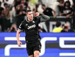 Dusan Vlahovic Bicara Soal Rumor Transfer Usai Cetak Dua Gol ke Dortmund