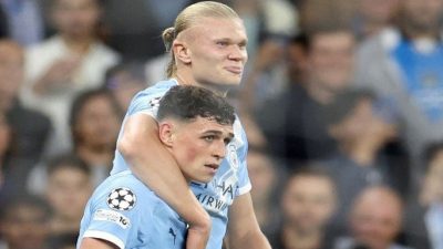 Manchester City Kalahkan Napoli