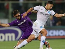 Debut Hojlund Warnai Kemenangan Napoli 3-1 atas Fiorentina
