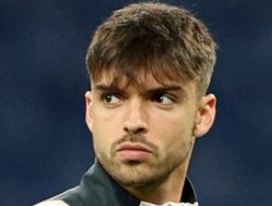 Real Madrid Cegah Raul Asencio Hijrah ke Turki