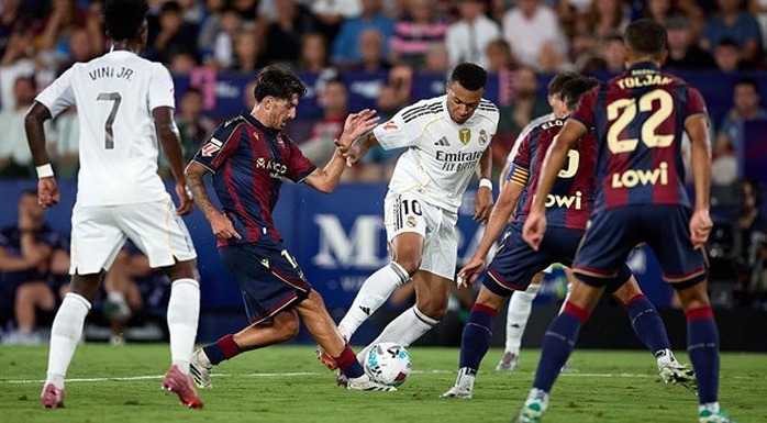 Real Madrid Tampil Dominan