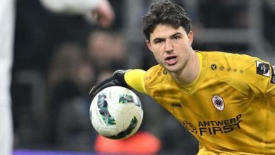 Thibaut Courtois Beri Dukungan untuk Senne Lammens yang Resmi Gabung Manchester United