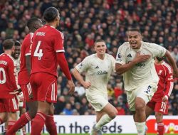 Liverpool Dipermalukan Nottingham Forest di Anfield