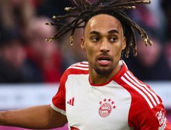 Juventus Incar Sacha Boey: Berapa Nilai yang Dipatok Bayern?