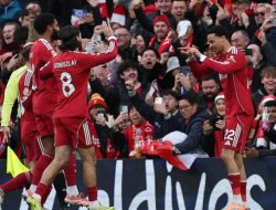 Ekitike Menggila di Anfield! Liverpool Tundukkan Brighton 2-0