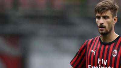 AC Milan Kehilangan Gabbia untuk Semifinal Supercoppa