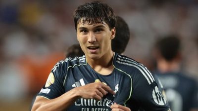 Penyerang Real Madrid Tutup Mulut Soal Masa Depan Gonzalo Garcia