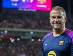 Hansi Flick Mendesak Barcelona Rekrut Bek Baru, Tetapi Terhambat Masalah Keuangan