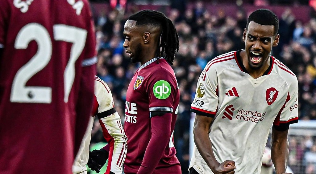 Liverpool Bangkit di London Stadium