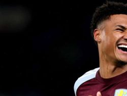 Brace Ollie Watkins Bawa Aston Villa Menang atas Chelsea