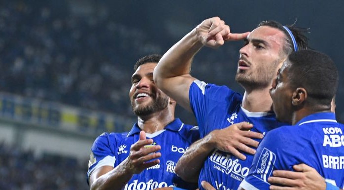Persib Menang 1-0 atas PSM Makassar