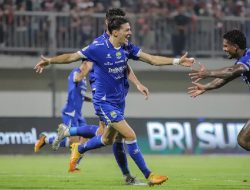 Persib vs Borneo FC: Jadwal Siaran & Link Streaming Malam Ini