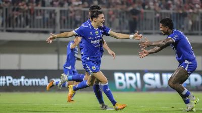 Persib vs Borneo FC
