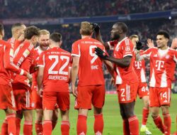 Bayern Munich Hancurkan Wolfsburg 8-1, Diaz dan Olise Jadi Bintang