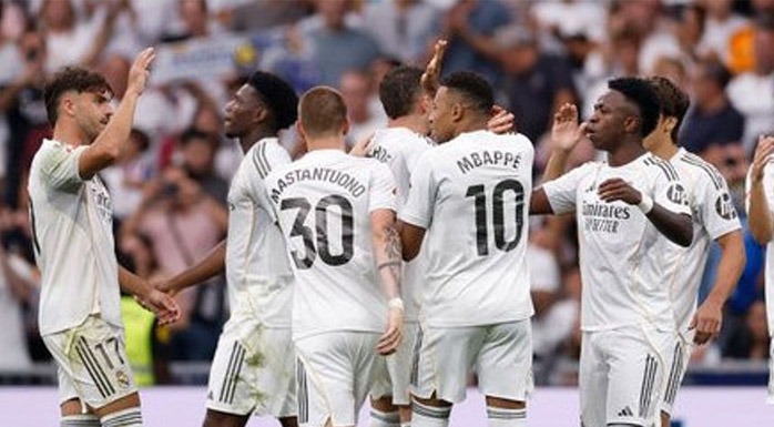 Mbappe Cetak Gol
