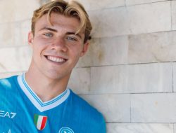 Napoli Tegas Soal Masa Depan Rasmus Hojlund
