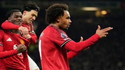 Manchester United Tutup Pintu untuk Zirkzee, Masa Depan Mainoo Ikut Jadi Sorotan